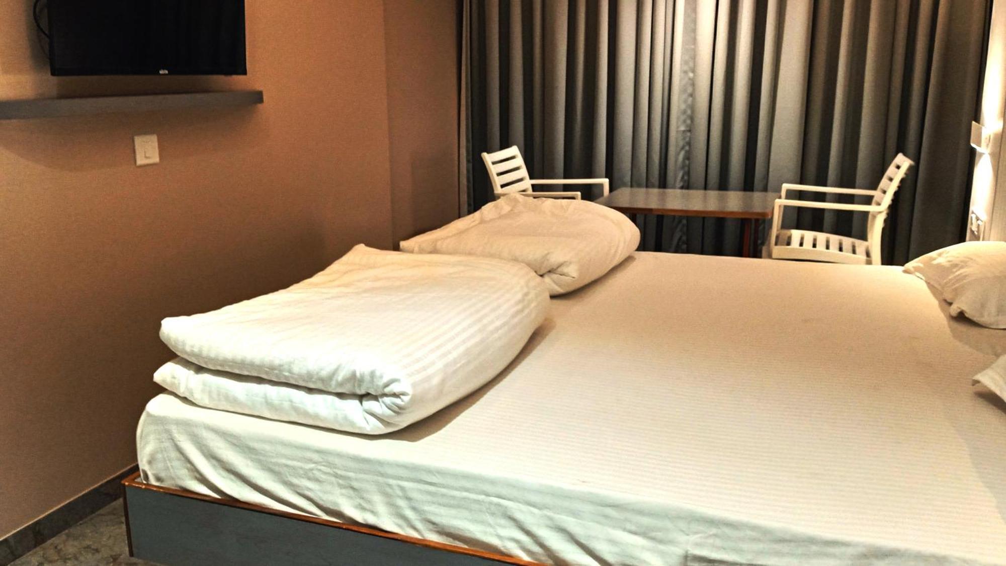 Hotel Ramniwas Jālgaon Zewnętrze zdjęcie